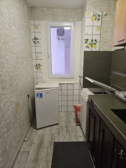 Дава се под наем Едностаен апартамент в Благоевград, Запад - 39 кв.м за 228.99 € - Снимка #2