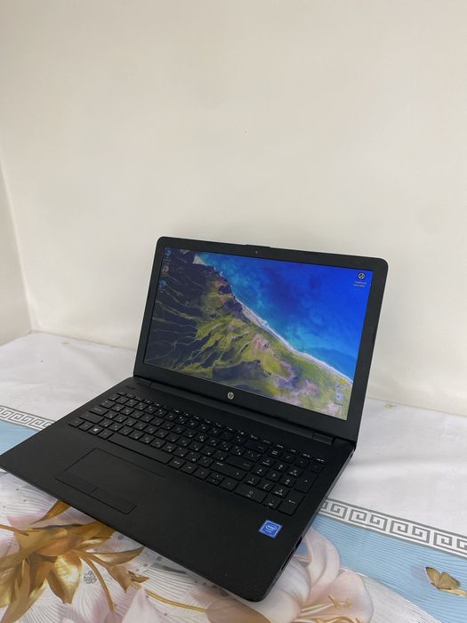 Ноутбук HP для учебы и дома