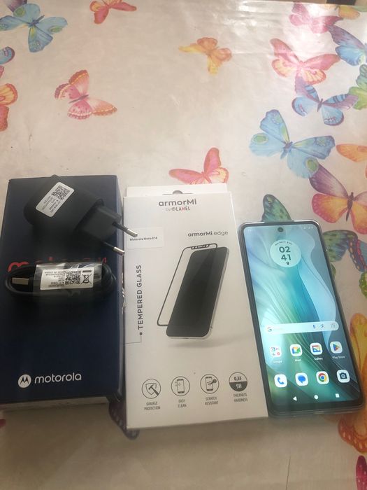 Продавам Motorola e14 чисто нов