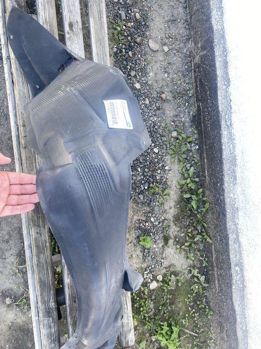 Продам подкрыльник