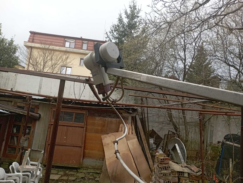 Сателитна чиния булсатком