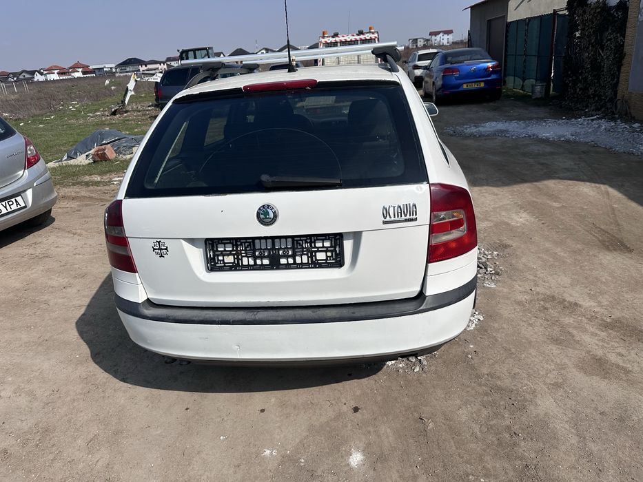 Dezmembrez dezmembrari skoda octavia 2 1.9 bxe