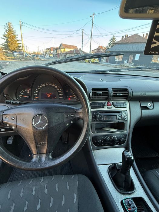 Продава се Мерцедес c220
