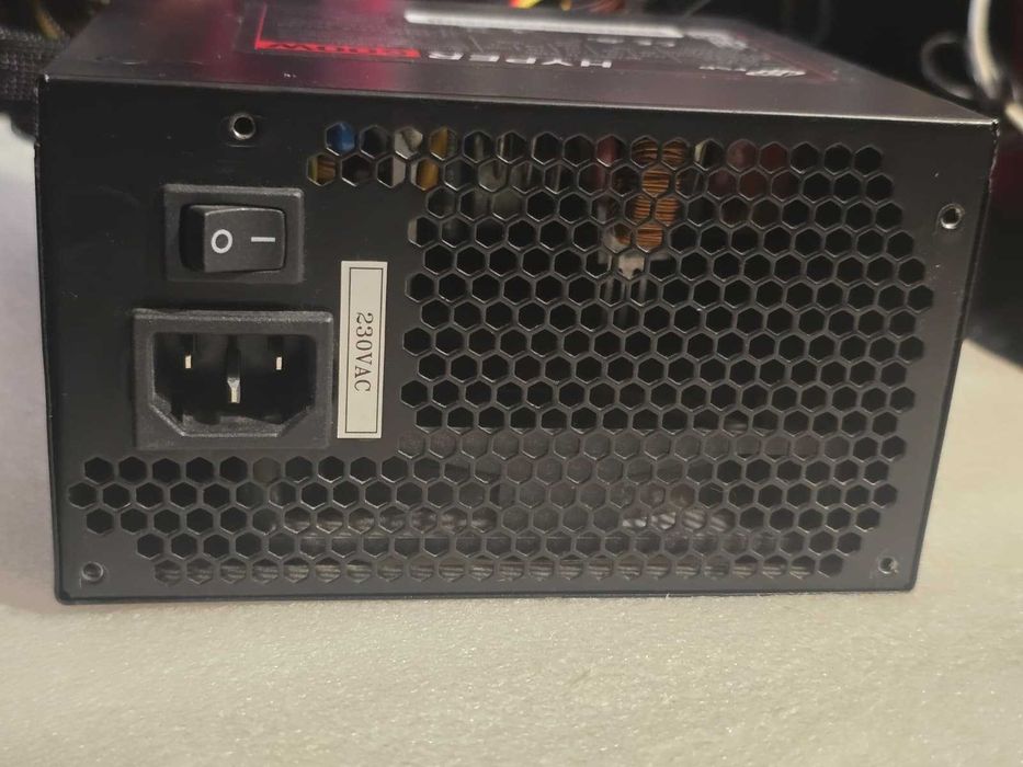 Sursa PC FSP HYPER 500, 500W, PFC Activ, 2 x 6+2 Pin PCI-E, 120mm
