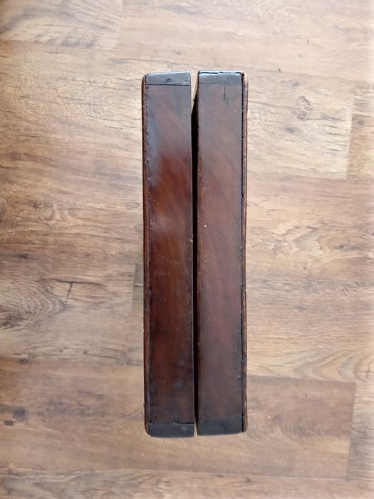 Стара дървена табла