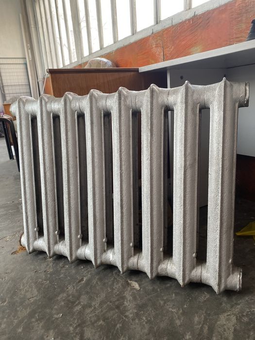 Батарея чугунная