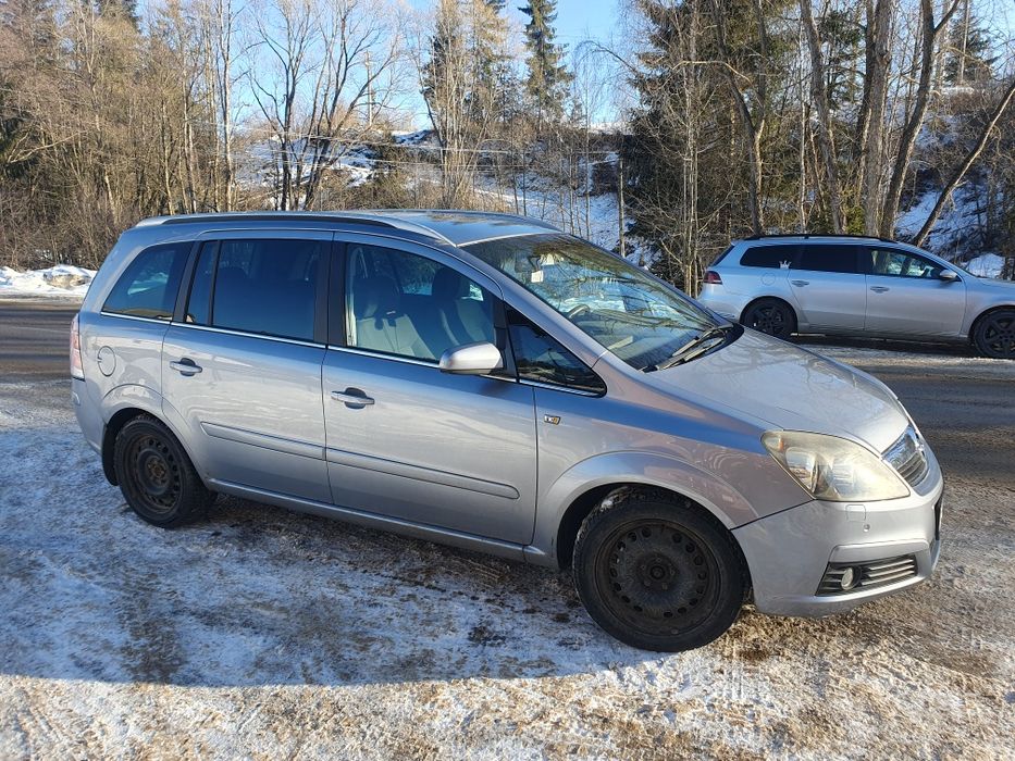 Opel Zafira B, an 2007, motor 1.9 CDTI, 7 locuri