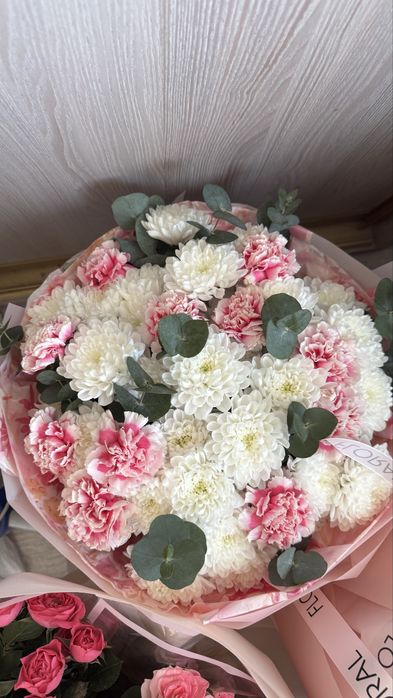 свежые  красивые цветы