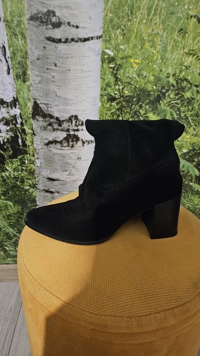 Cizme  toamna -iarna piele intoarsa