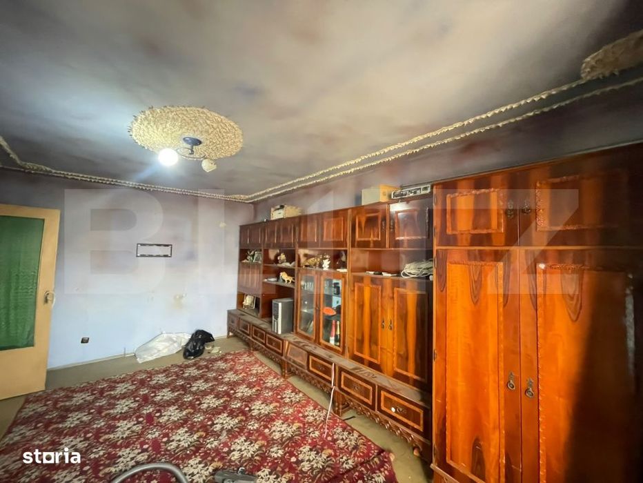 Apartament 3 camere, 66 mp, decomandat, etaj 4/4, zona Valea Rosie - S