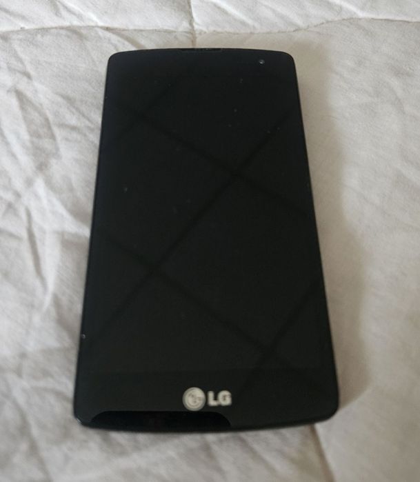 Телефон Lg L FINO