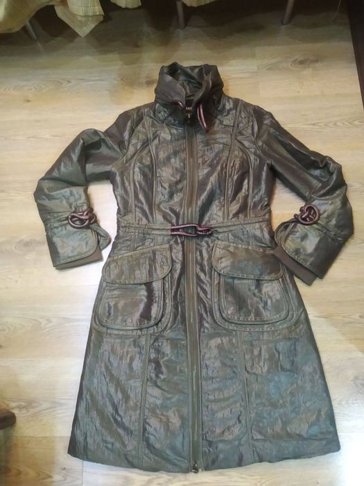 Верхняя женская одежда