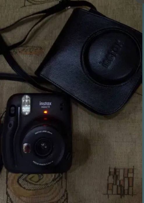 Фотоаппарат моментальной печати Instax mini 11