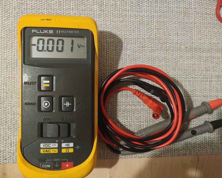 Multimetru FLUKE 11