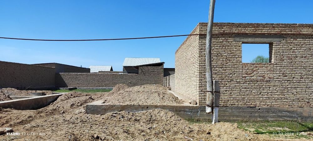 Курилиши тугалланмаган ер участкаси