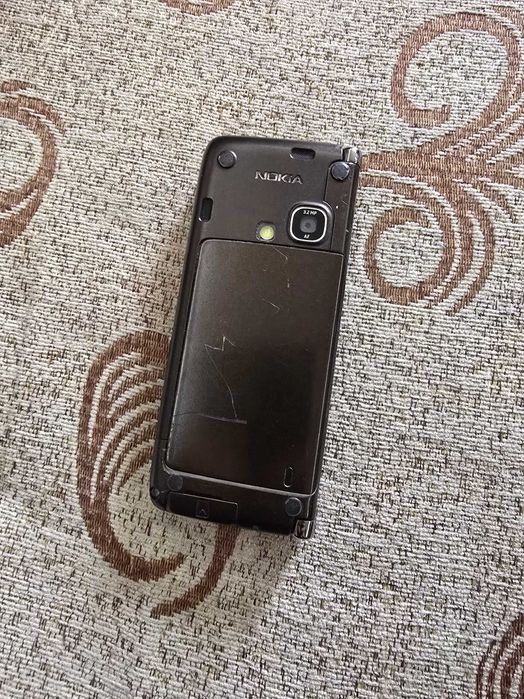 Nokia e90 si Nokia 9300i