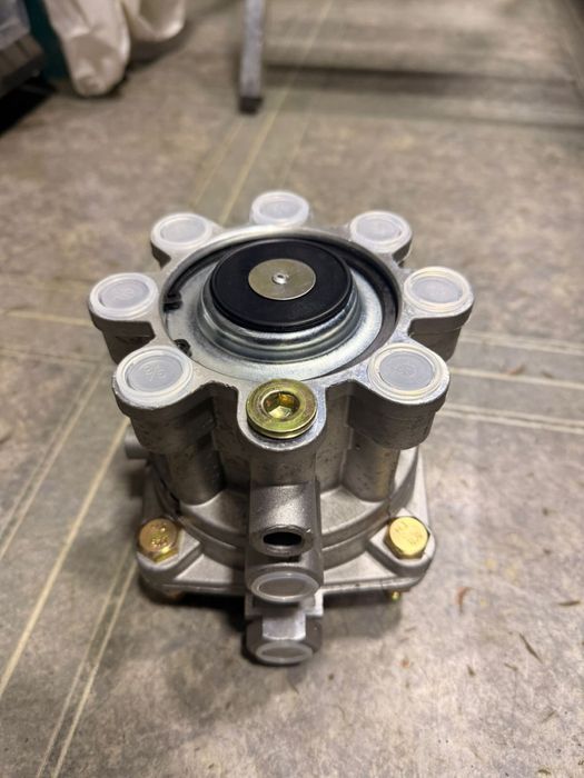 Запчасть на спецтехнику