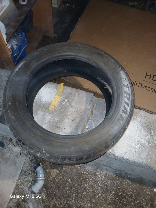 Продам одну резину Triangles