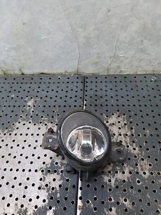 Proiector ceata stanga nissan qashqai j10 nj10 jj10e 89206411lh