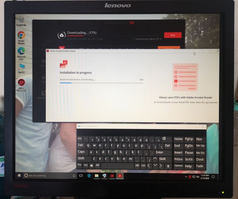 Monitor Lenovo ThinkVision 17" - Ideal Office / Supraveghere