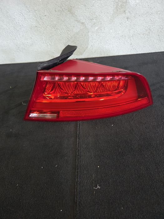 Stop dreapta pe caroserie Audi A7 4G Sportback