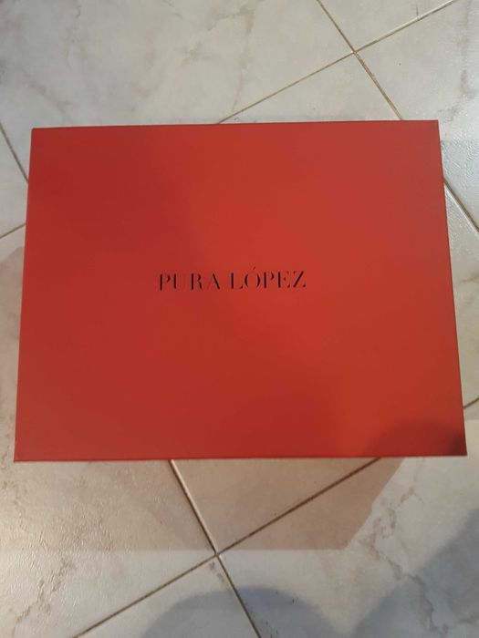 Елегантни нови обувки Pura Lopez - естествена кожа