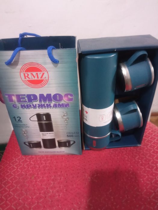 Термос 0,5 л новый