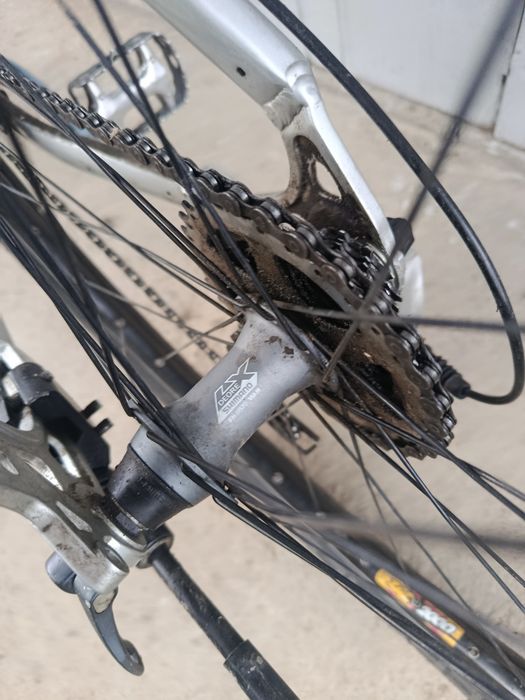 Vând bicicleta nishiki full suspensie
