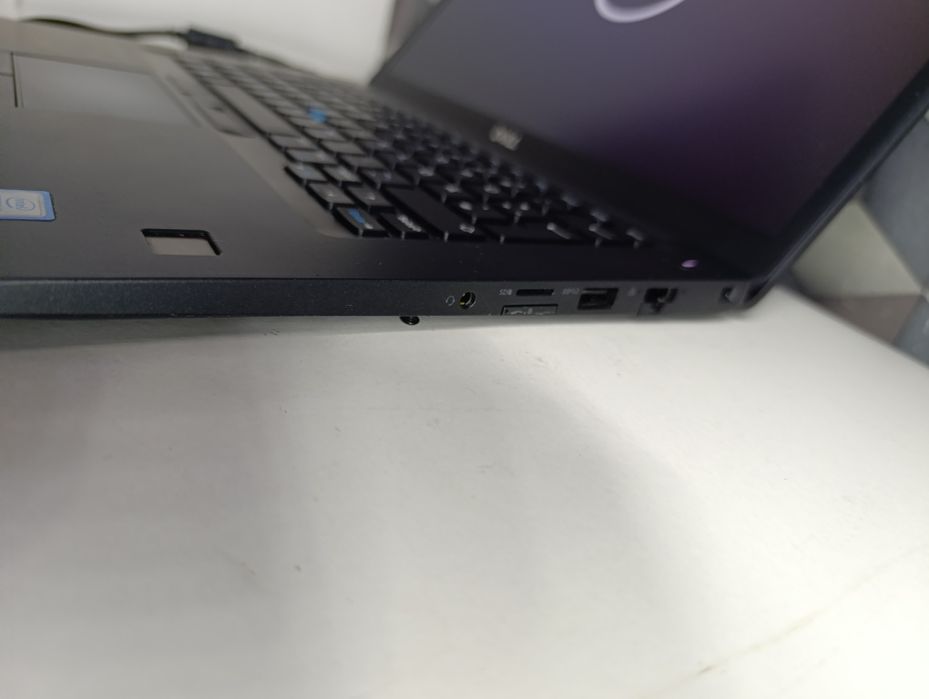 Dell 7490 impecabil procesor i5 8350 cu sim