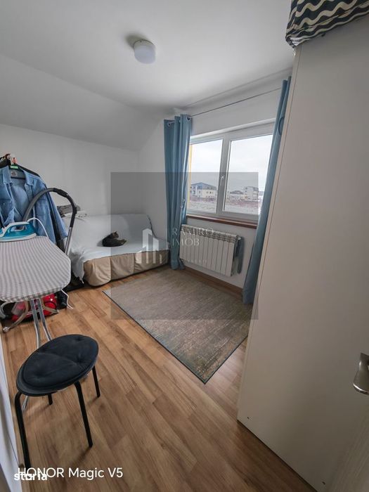 Vila Individuala 4 camere,200 mp  curte/Otopeni x