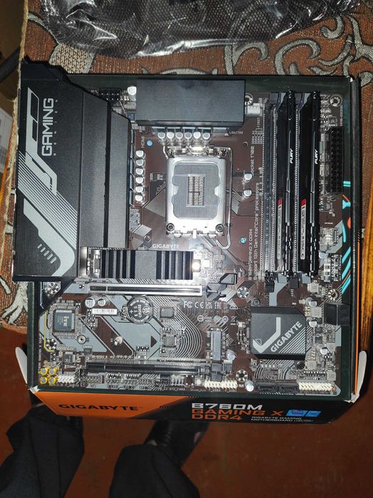 Gigabyte B760M GAMMING X DDR4