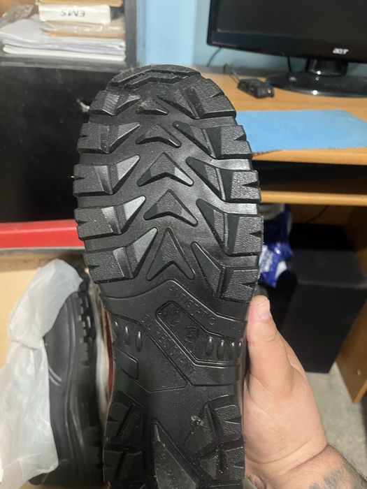 Работни обувки нови