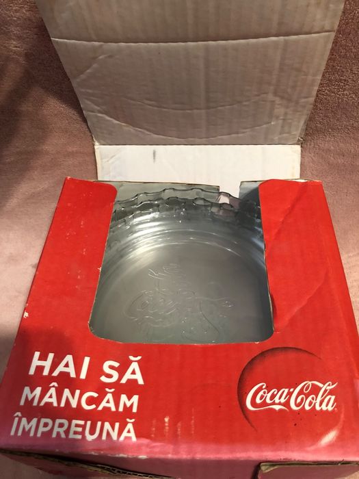 Set 12 farfurii Coca-Cola. NOI