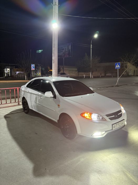 Chevrolet Gentra продаеться