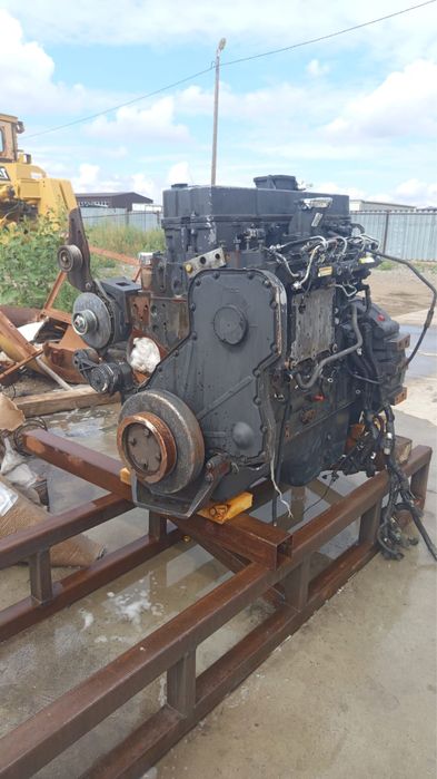Продам двигатель CUMMINS 8.9