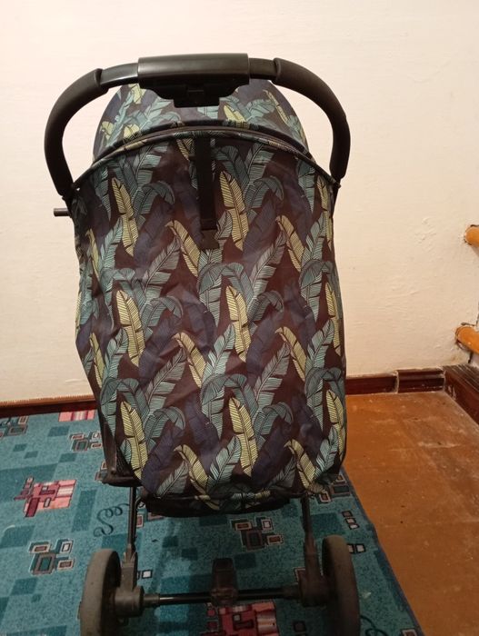 Продам каляску бу