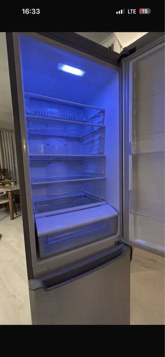 Продам холодильник