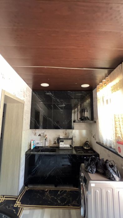 3 хонали дом сотилади янгибозор сентрида