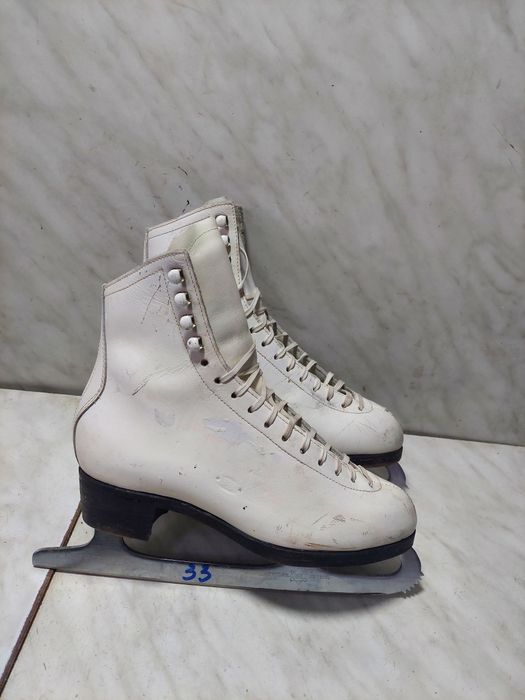 Patine gheata 33 patinaj artistic   marime 36   ( 23,5  cm)