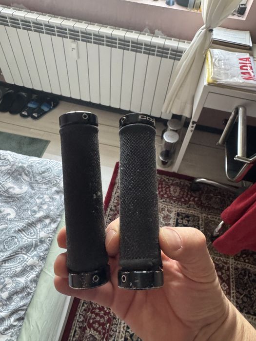 Педали, ръкохватки и огледало за колело