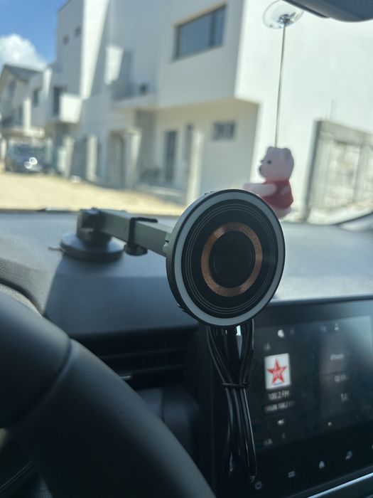 Suport Telefon Auto MagSafe, Încărcare Wireless 15W, Ventuză Geam/Bord