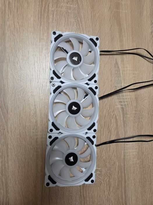 Ventilatoare Corsair LL120 white - triple pack