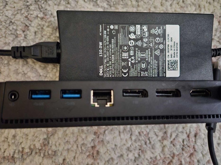 Docking station DELL D6000 conectare  USB-C sau USB 3.0