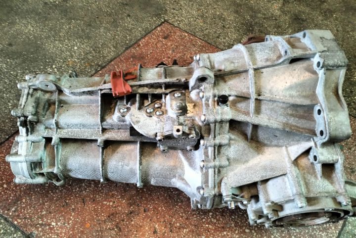 Cutie viteza 6 trepte 2.0 tdi LLQ Audi A4 B8/8K