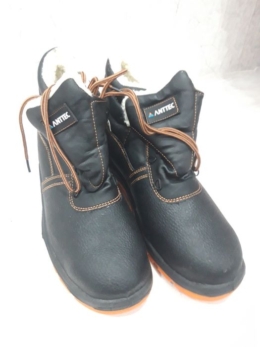 Продам спецобувь