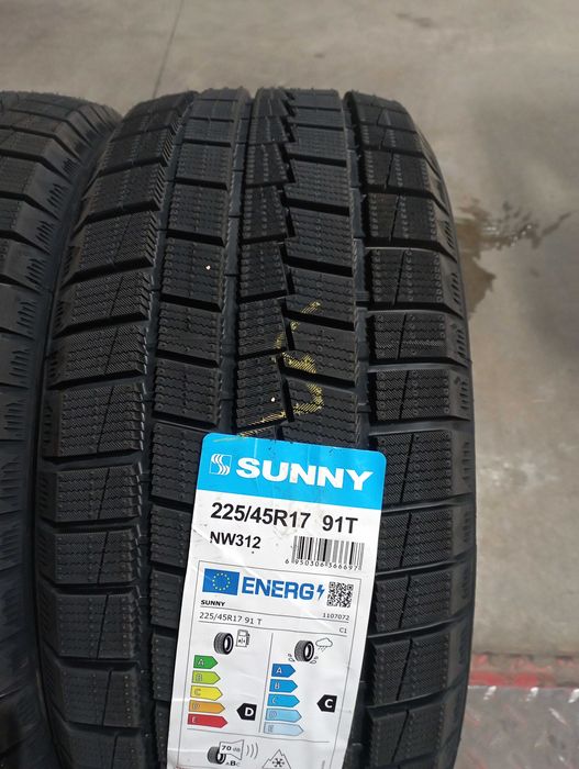 Anvelope Sunny 225/45/17 Noi De Iarna