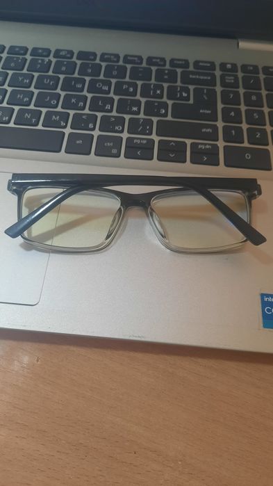 Komyuter uchun  ko‘zoynak.