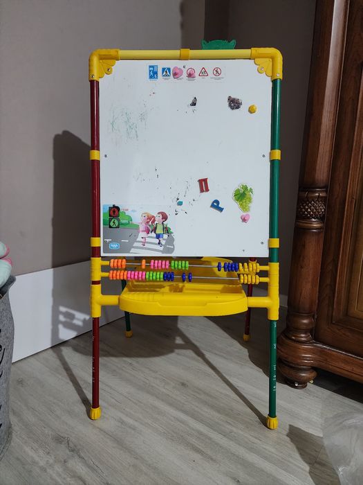 Продам доска магнитная мольберт  детский