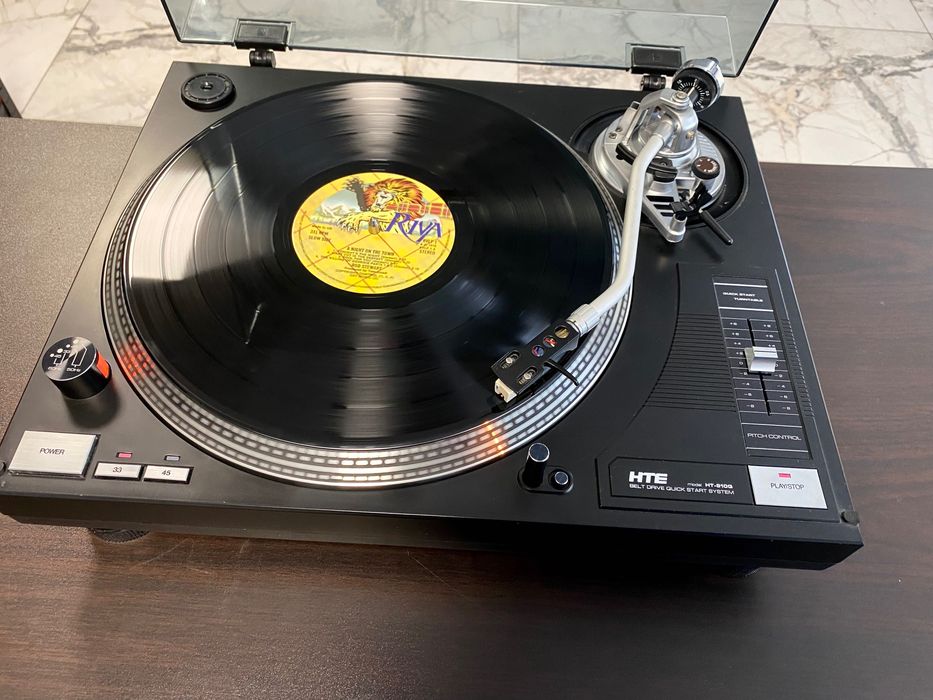 Качествен грамофон с доза Stanton