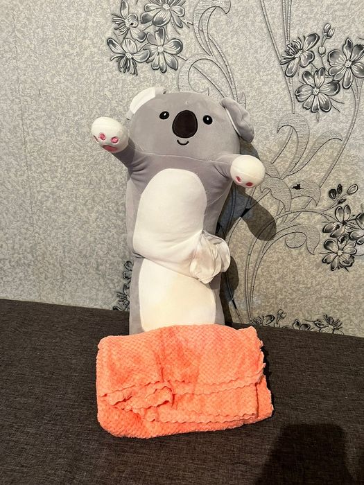 Игрушки обнимашки для подарков девушкам